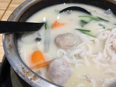石锅孖宝-渔米丰·广府鱼汤米线(光明广场店)