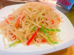 -覃记海鲜美食餐厅