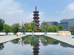 -龙华寺