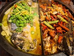 -鸣记脆皮烤鱼·海鲜烤鱼(三八广场店)