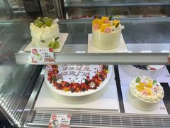 -花花卷卷·鲜食蛋糕(静安久光百货店)