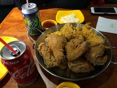 -BHC炸鸡(明洞总店)