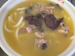 -文山荷鲜居(翠湖店)