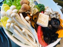 -享月汤皇·海鲜小火锅·聚会(曲江创意谷店)