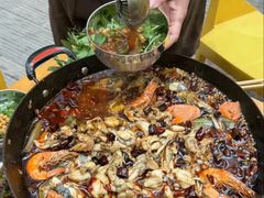 -鸿顺老铁锅美蛙鱼府(解放碑店)
