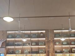 -冶建镜子·老南昌大排档·江西虾王(总店)