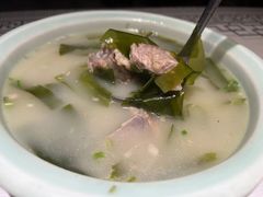 莲藕炖筒子骨汤-湘语·湖南家常菜(新洲店)