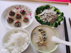 -爱贝尔高端月嫂(母婴护理)