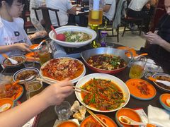 -川流不息·地道川菜·小龙虾(松东路店)