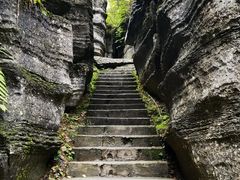 -梭布垭石林景区