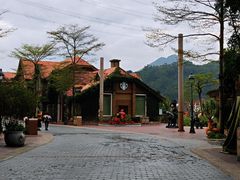 -深圳东部华侨城瀑布酒店