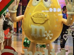 -m豆巧克力世界(上海世茂广场店)
