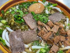 -花溪牛肉粉(八鸽岩店)