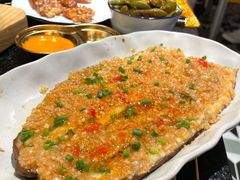 蒜香烤茄子-何妹湿辣牛肉·粤式烧烤砂煲(桂雅路店)