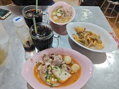 -榮泰米粉湯(Left Shop)