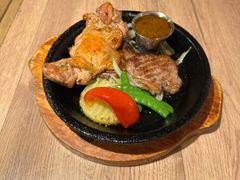 -玛格萝妮比萨屋(四平店)