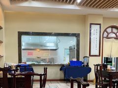 -曲江惠宾苑宾馆(大雁塔大唐不夜城店)