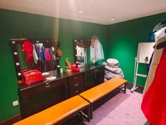 -里堂派对·独栋团建聚会小院轰趴馆(三圣乡店)