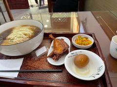 -百年老字号·观振兴蟹黄面·三虾面·苏式面(观前街富仁坊巷店)