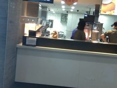 -麦当劳(中山大道中店)