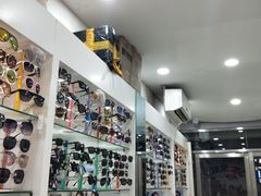 -利客来眼镜店(崂山百货店)
