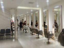 大厅-3AM HAIR SALON烫发染发接发