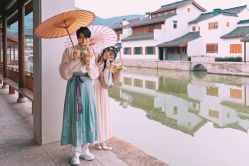 -唯一旅拍·颂当代影像艺术中心(上城店)