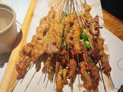 -巴厘龙虾·榜首油焖大虾(音乐学院·沿江酒馆店)