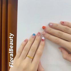 -济南花里美甲美睫