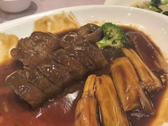 黄焖小米炖辽参-顺风海鲜港(金玉兰店)