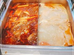 -南门金峰辣子鸡·玩串串(昌发展万科广场店)