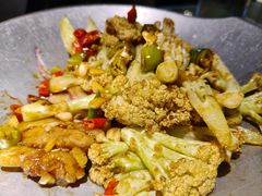 -卢大鲜鱼头捞饭(美利广场店)