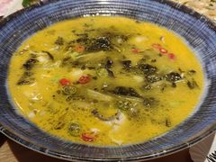 -快乐老家三鲜饺子东北菜(南六中路店)