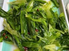 -土砂锅生态山庄·非遗砂锅雅鱼