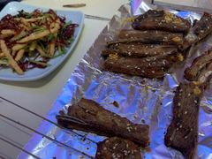 -霄汉牛三鲜湖北砂锅菜(万松园2店)