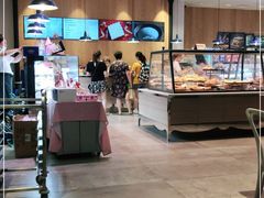 -巴黎贝甜(大宁国际商业广场店)