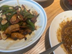 -关东小磨东北菜(上海长风大悦城店)