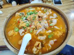 鱼籽鱼泡火锅-湘聚南县土菜馆(龙山二路店)
