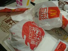 -麦当劳(轻轨曹杨路店)