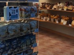 面包甜点陈列柜-美心西饼(旺角东站店)