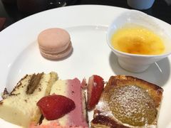 -圣丰索菲特·2 On 988 Café 自助餐厅