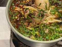 -臻老板牛肉面(光华路SOHO店)