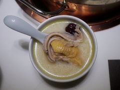 -洪氏嗨捞·猪肚鸡火锅(阳光天地店)