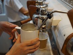 蒸奶-% Arabica阿拉比卡咖啡(武康路店)