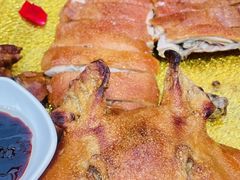 脆皮烤乳猪-万柳阁小馆·花园餐厅(龙潭湖店)