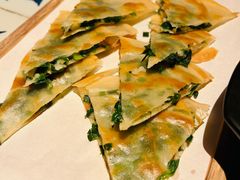 脆皮虾蓉韭菜饼-绿茶餐厅(珞珈创意城店)
