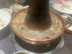 -东来顺铜锅炭火涮肉(上地华联店)