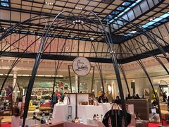 -乐蓬马歇百货公司(Rive Gauche)
