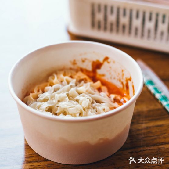 美邻扁食拌面(美仁新村食杂店店)