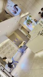 -PE SALON